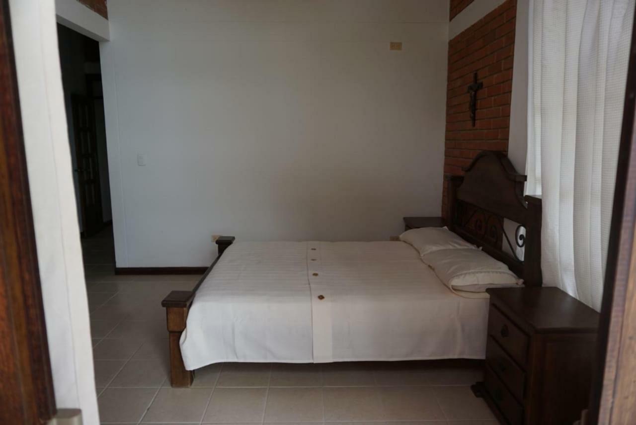 Hostal Suna Vito Puerto Asis Ngoại thất bức ảnh